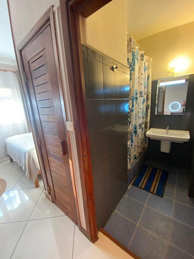 Hotel Ivato , Airport Антананариву Екстериор снимка