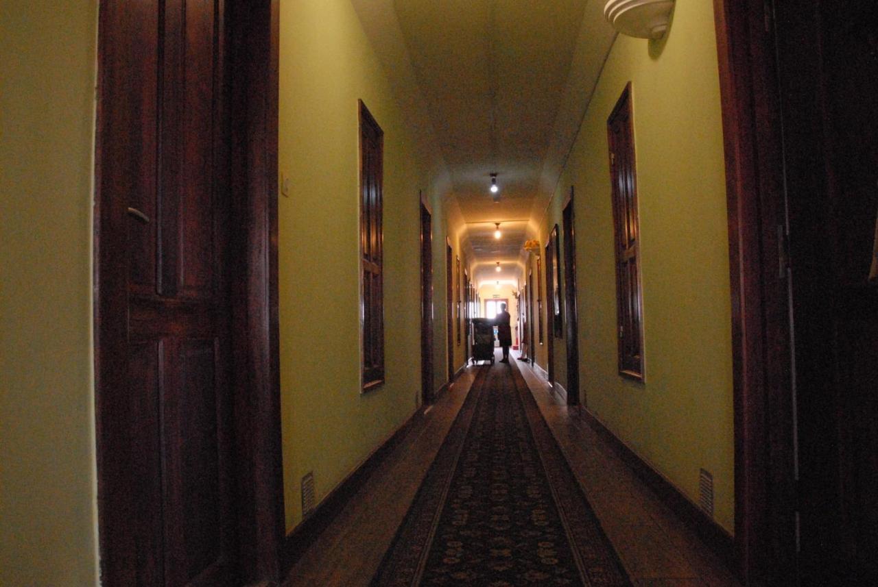 Hotel Ivato , Airport Антананариву Екстериор снимка